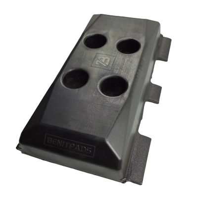 ABG BOMAG アスファルトパバー 14272215 用のゴムトラックシューズキット 300x170mm
