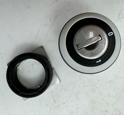 S1800-2 24V点火スイッチ 2032194 アスファルトパバー部品用