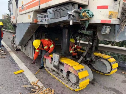 高品質のトラックパッドとトラックチェーンのキット フレッシングマシンW200