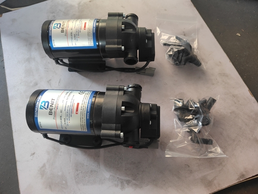 24V 水ポンプ 2.3GPM 8.7E/min 4891252 4700383697 道路ローラースペアパーツ コンパクターポンプ 1.4GPM-5.3LMIN