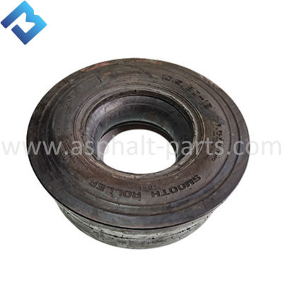 ボーマクのロード ローラーの予備品BW131ACはカスタマイズされるゴム製車輪を滑らかにする