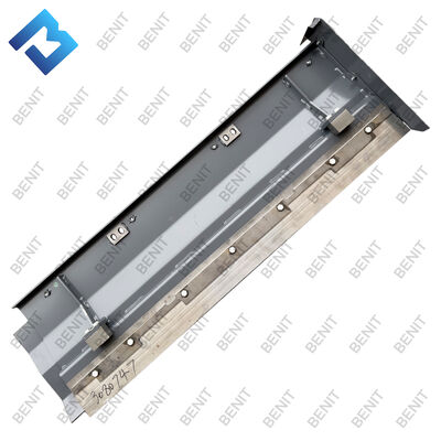 S1800/S1900 パワーパーツ 2037330/3080747 AB500-2/3TV スクリード用のアイロニングハンマーガードプレート